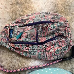 Kavu Multicolor Patterned Crossbody Bag
